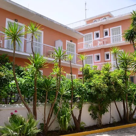 Sirena Hotell 3*