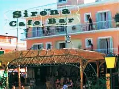 Sirena Hotell 3*